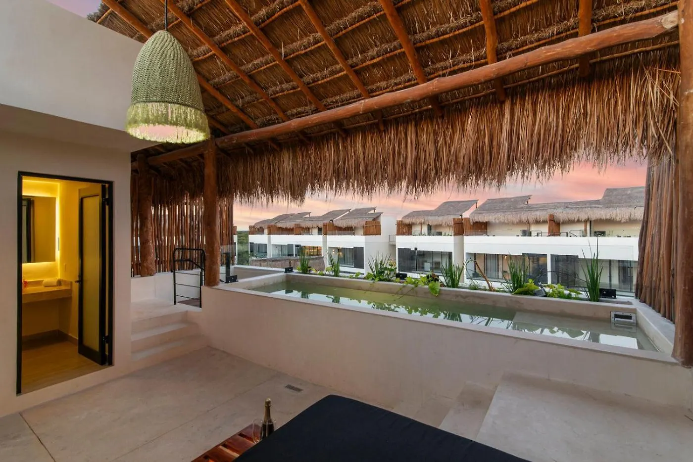 Exclusive 2-Bedroom Ph With Rooftop & Pool Tulum